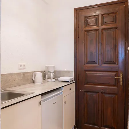 Spartias Aparthotel