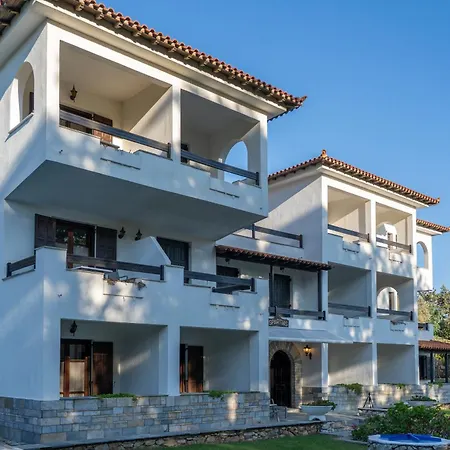 Spartias Aparthotel 3*