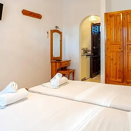 Spartias Aparthotel