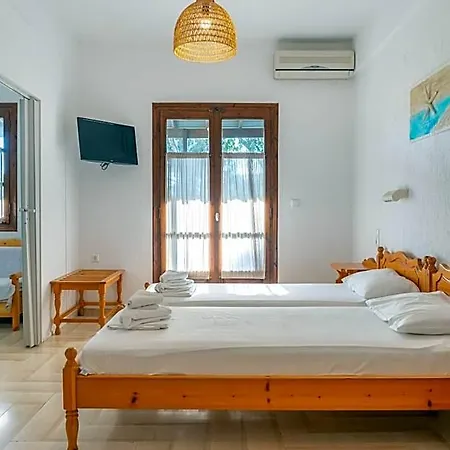 Spartias Skiathos Town
