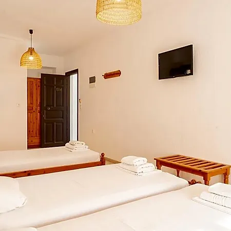 Spartias Aparthotel 3*