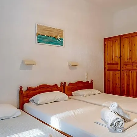 Aparthotel Spartias