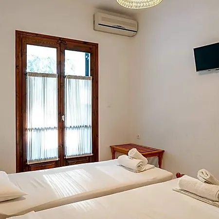 Aparthotel Spartias 3*