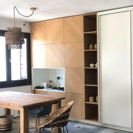 Spartias Apart Otel İskados